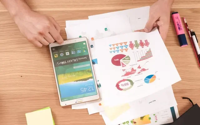 Phone with betting stats